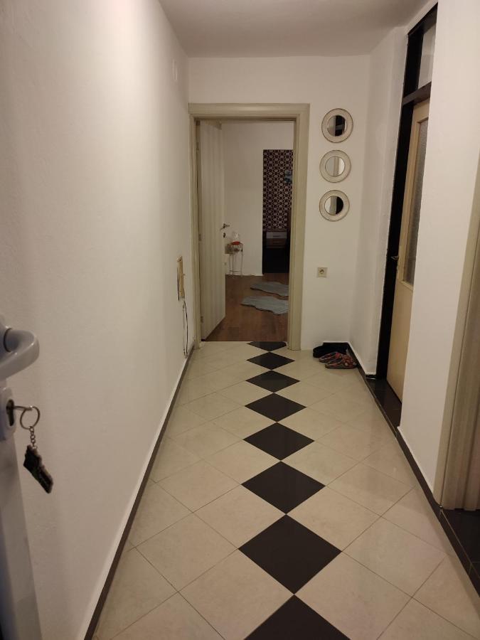 V&J Apartments Podgorica Exterior foto